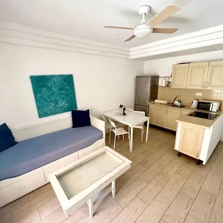 Poolside Paradise - Orlandito Apartment Costa Adeje (Tenerife)